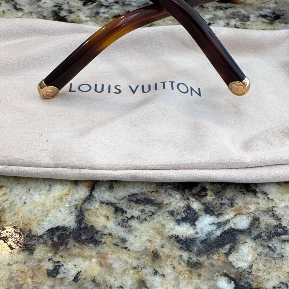 Authentic Louis Vuitton Brown Sunglasses with Gold Accents - Picture 6 of 6